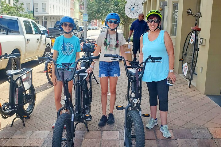 Historical E-Bike Tour of Galveston - Photo 1 of 5